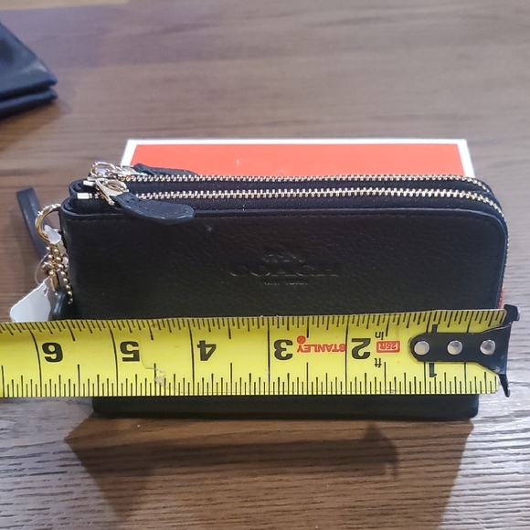 Coach Black Pebbled Leather Wristlet Bag - Picture 8 of 11